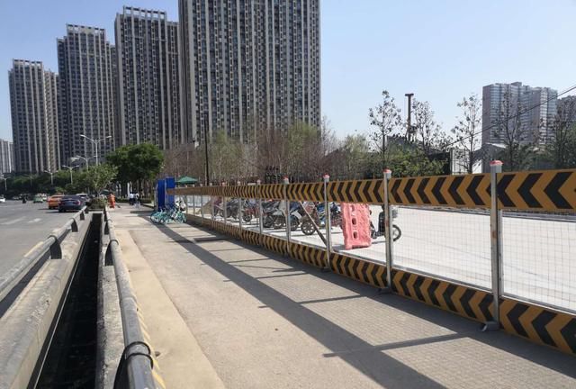 西安市加强城市精细化管理 拆除不规范围挡50.39公里