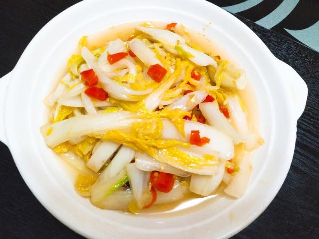 天热胃口差,推荐一道泡椒娃娃菜,做法简单,酸辣过瘾,胃口大开