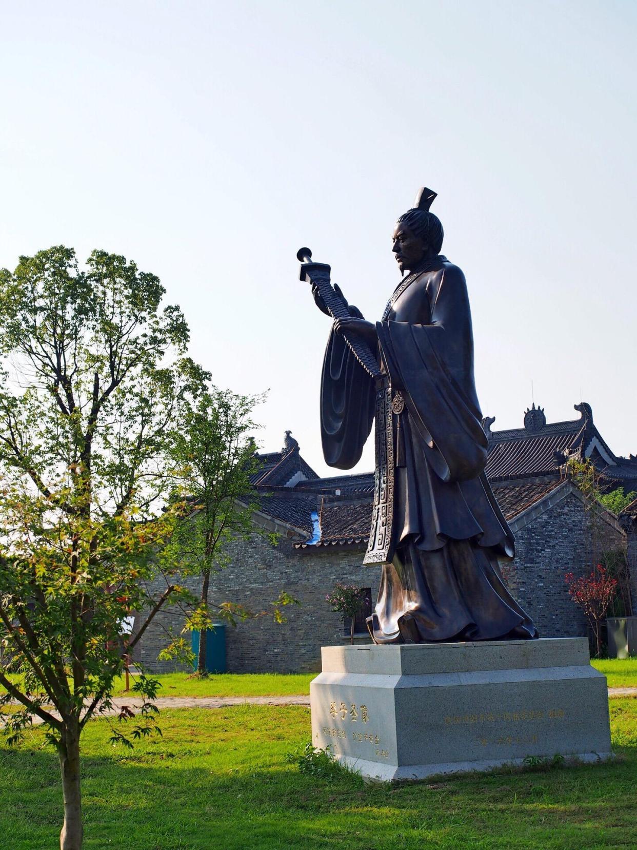 季子庙前有六口井,为何它们距离特近却味道不同,地质学家这样说