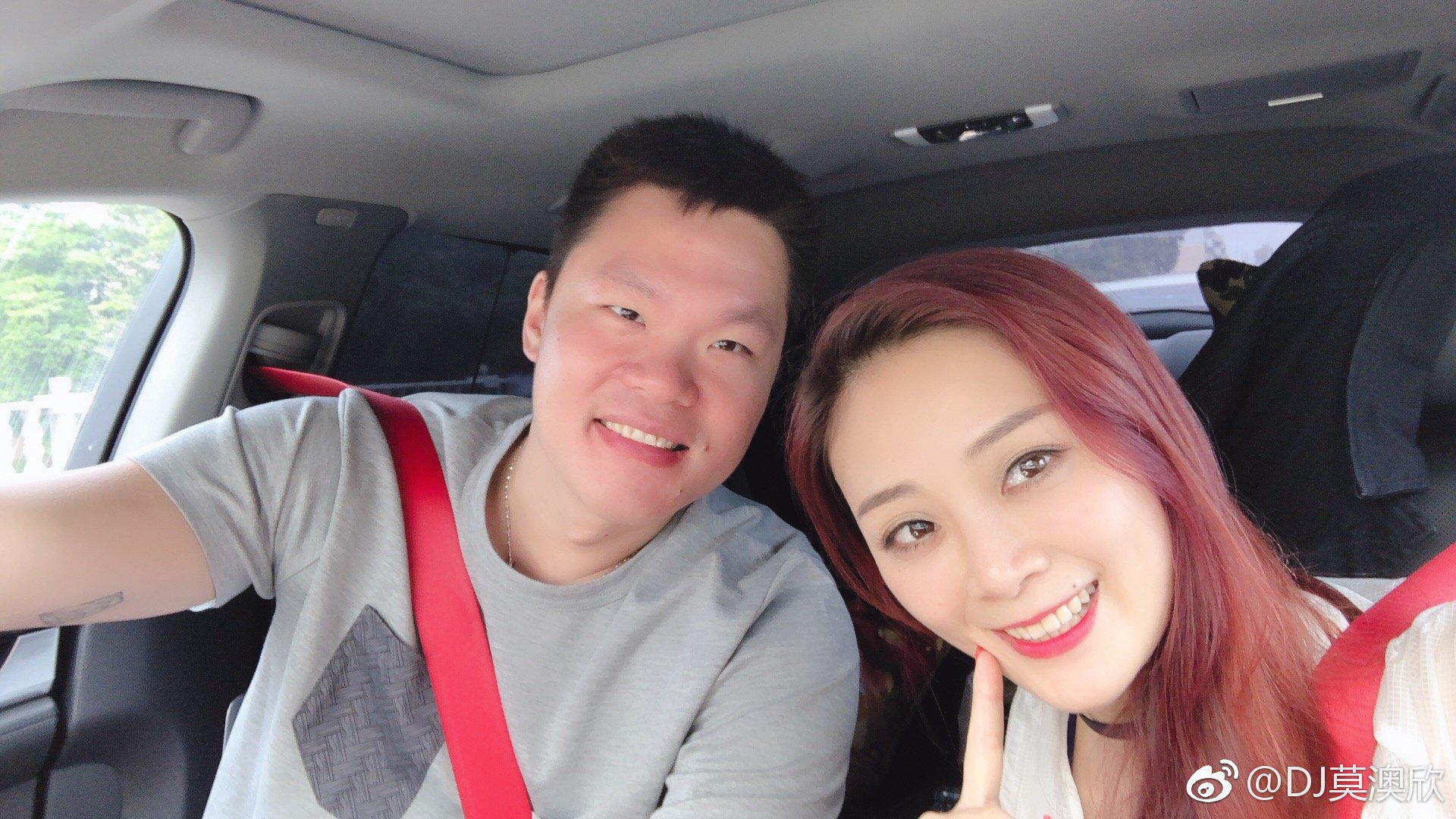 朱芳雨与路人合照被拒,被当做是踢足球的,看看网友怎么回复?