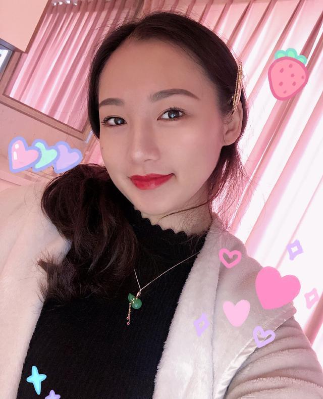 中国体操女神李红杨,因傲人身材走红,如今29岁仍是单身