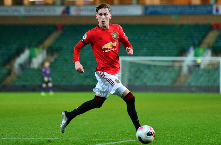 曼联u23主帅尼尔-伍德接受了媒体采访,他谈到了曼联的u23球队现状和