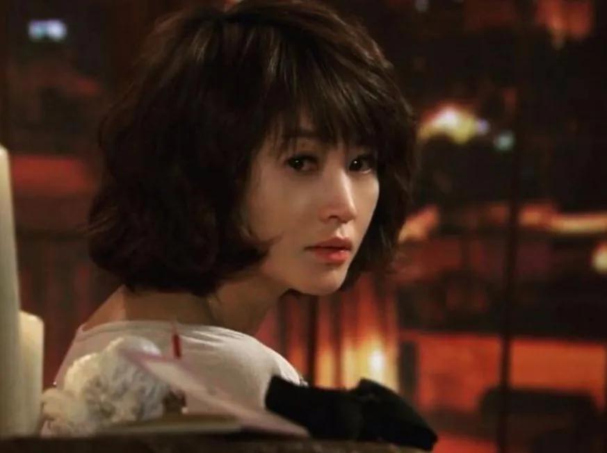 是男人都顶不住的性感,这位小姐太犯规|金惠秀|金喜爱|性感_新浪网