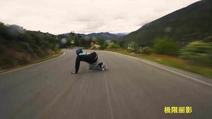 滑板:卓越的高速下坡长板,必须做好防护!