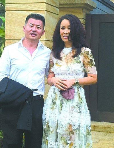 53岁那英富商老公近照真实身份让人意外生活很幸福