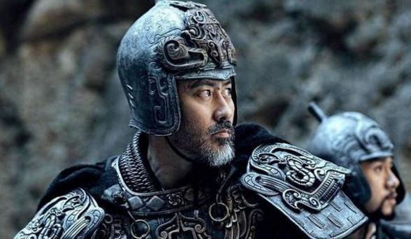 黄初七年(226年),曹丕病重,命镇军大将军陈群,中军大将军曹真,征东大