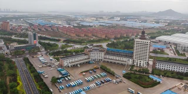 山东荣成首条公交旅游快线K01开通啦！经过这些站点