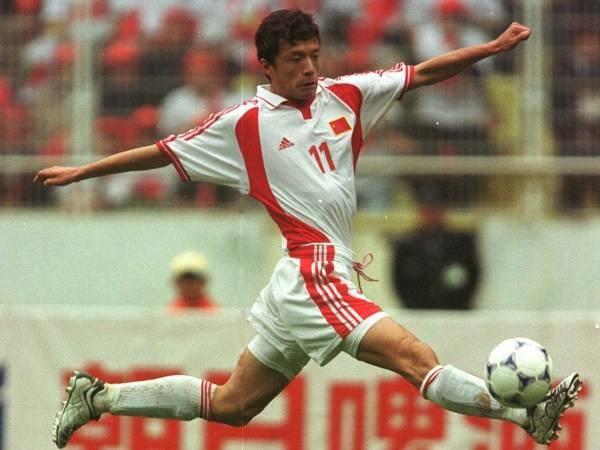 郑智作为国足的领军人物,除了世界杯之外,还缺什么|郑智|蒿俊闵|国足