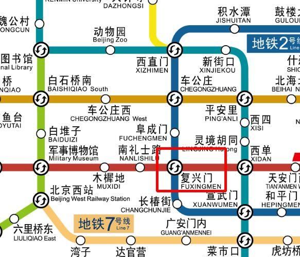 不为人知的地铁站北京某站是中国大陆最早换乘站