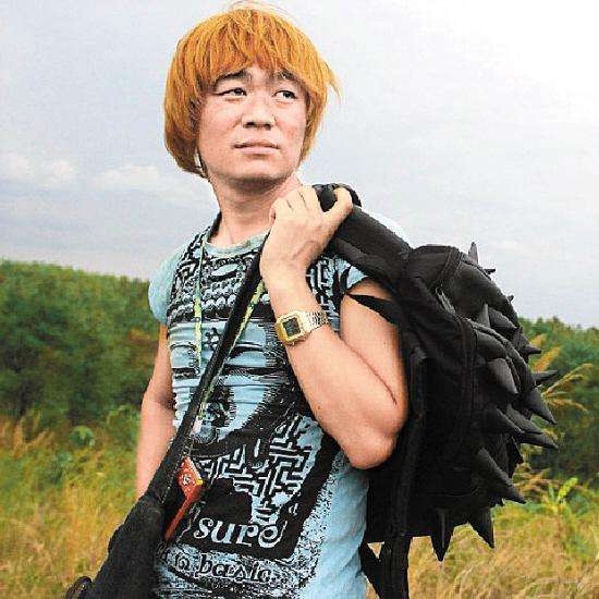 王宝强38岁生日圈内好友仅一人祝福前妻马蓉发动态暗讽宝强