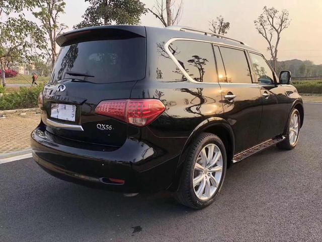 实拍英菲尼迪qx售价19万,奢华优雅,充满澎湃激情的驾控感受