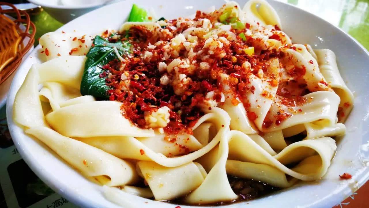 舌尖上的陕西美食让你欲罢不能biangbiang面好吃