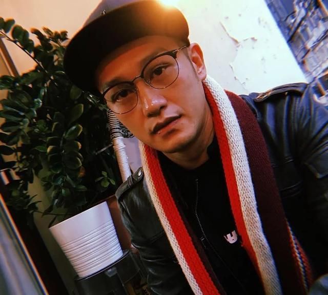 不忿被旧爱诬蔑|吴浩康|崔碧珈|男方_新浪新闻