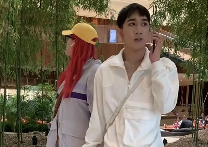 有种情侣叫赤木刚宪韩美娟她的手机壳亮了闻到酸味