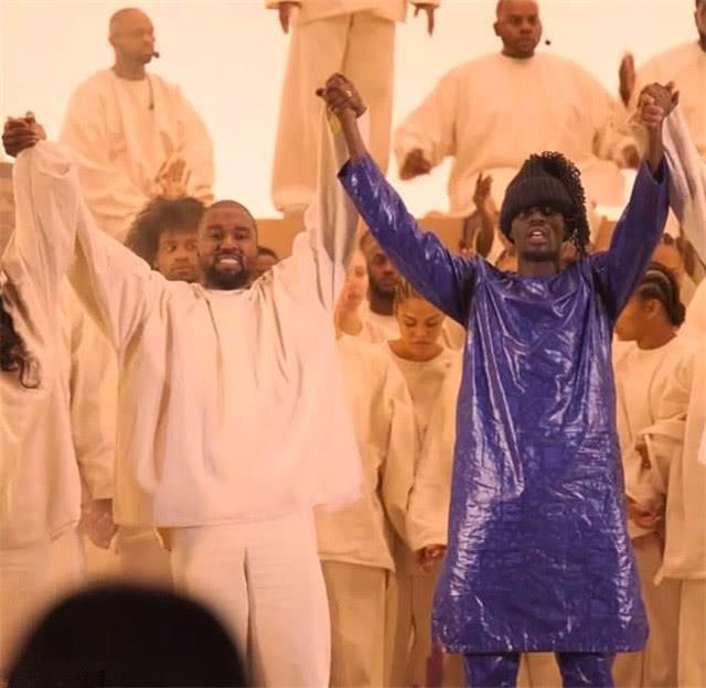 知名说唱歌手无证驾驶被捕,因持有枪支和毒品恐将坐牢