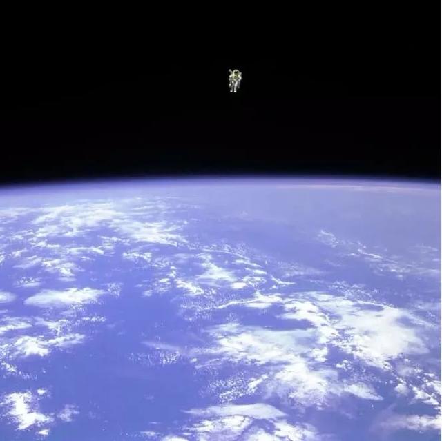 30张让人既兴奋又害怕的宇宙照片,人类太渺小了