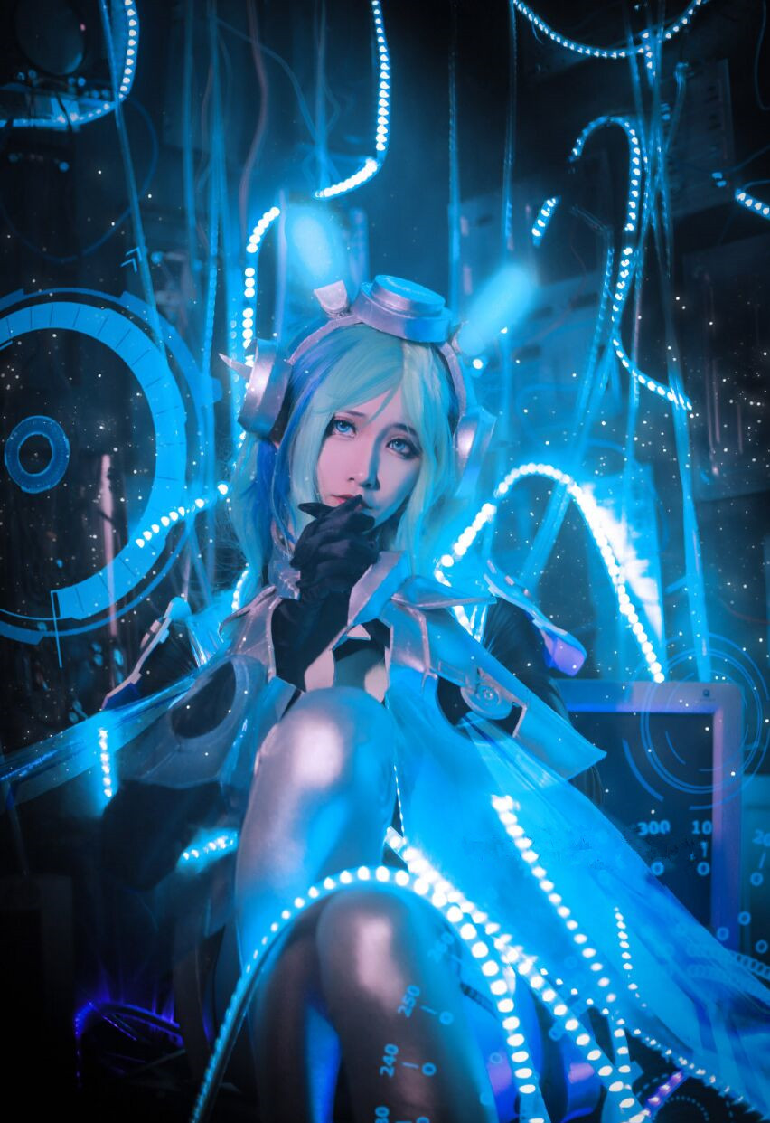 acg最靓cos第56期:未来次元机械少女,超飒小姐姐还原逐梦之音