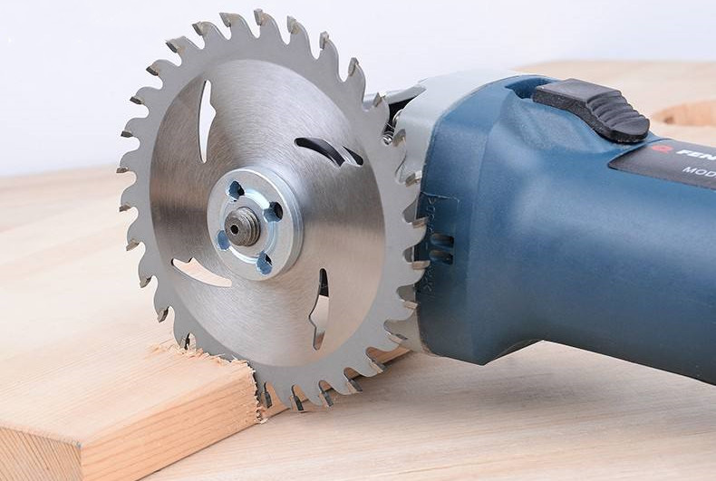 若要锯木头,还是直接购买一把电锯吧!