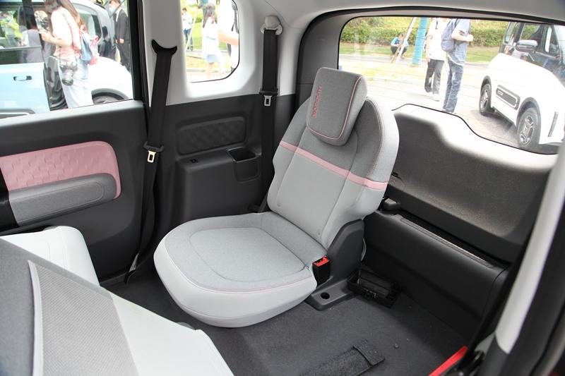 萌中带酷，6月份正式公布售价，静态体验宝骏E300