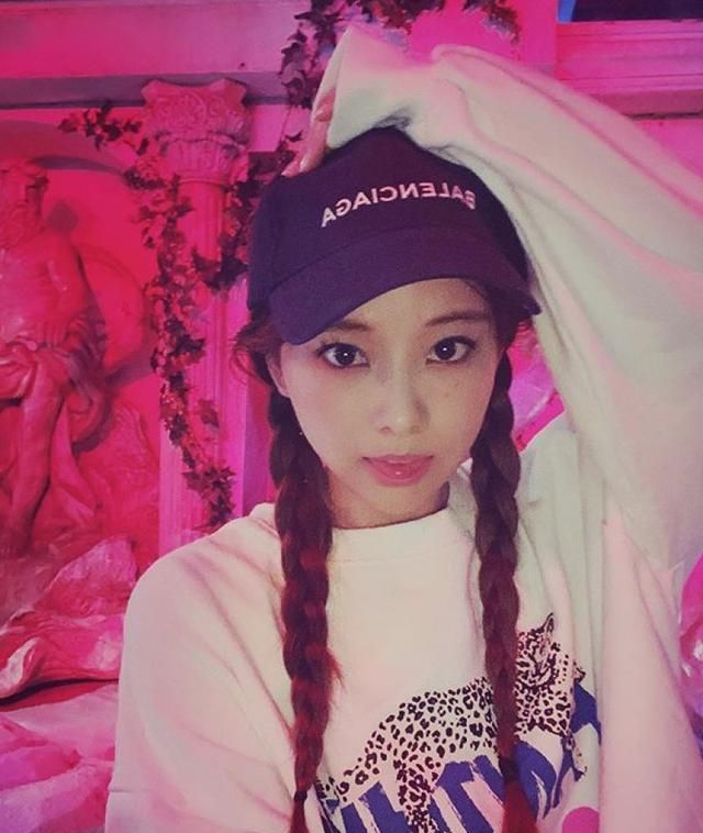 日本rapper女星影片网络爆红私下不只很会唱也超级潮