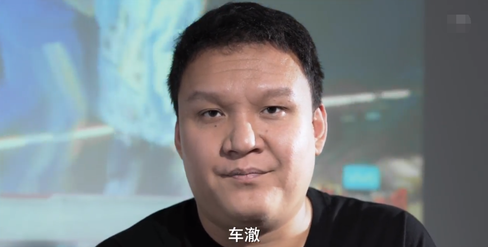 被网友称为"胖虎",就这样,作为导演的车澈被人们记住了