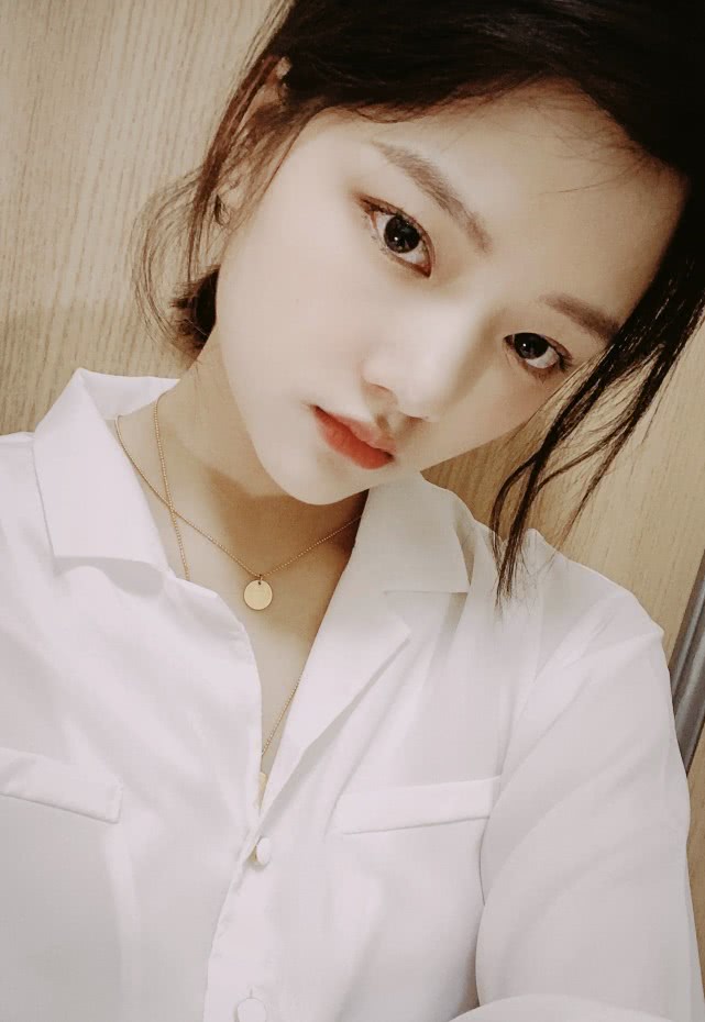 采访时被怼到尴尬,任敏这样回应,她的脾气真的太好了