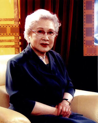 正文       除了演戏,秦怡也做慈善.