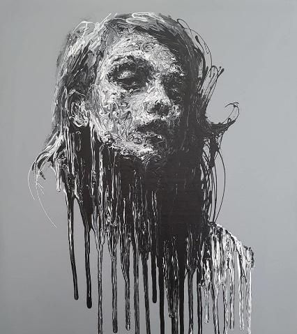 她乱画线条本以为是个青铜结果却是王者