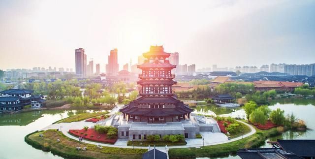 青岛至合肥将新建一条高铁，投资396亿元，预计2023年通车