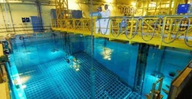 如果掉进核废料水池中,会有危险吗