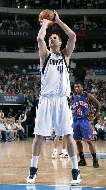 nba历史罚球最准的7尺球员:姚明仅第二,现役4人!未来谁入围?