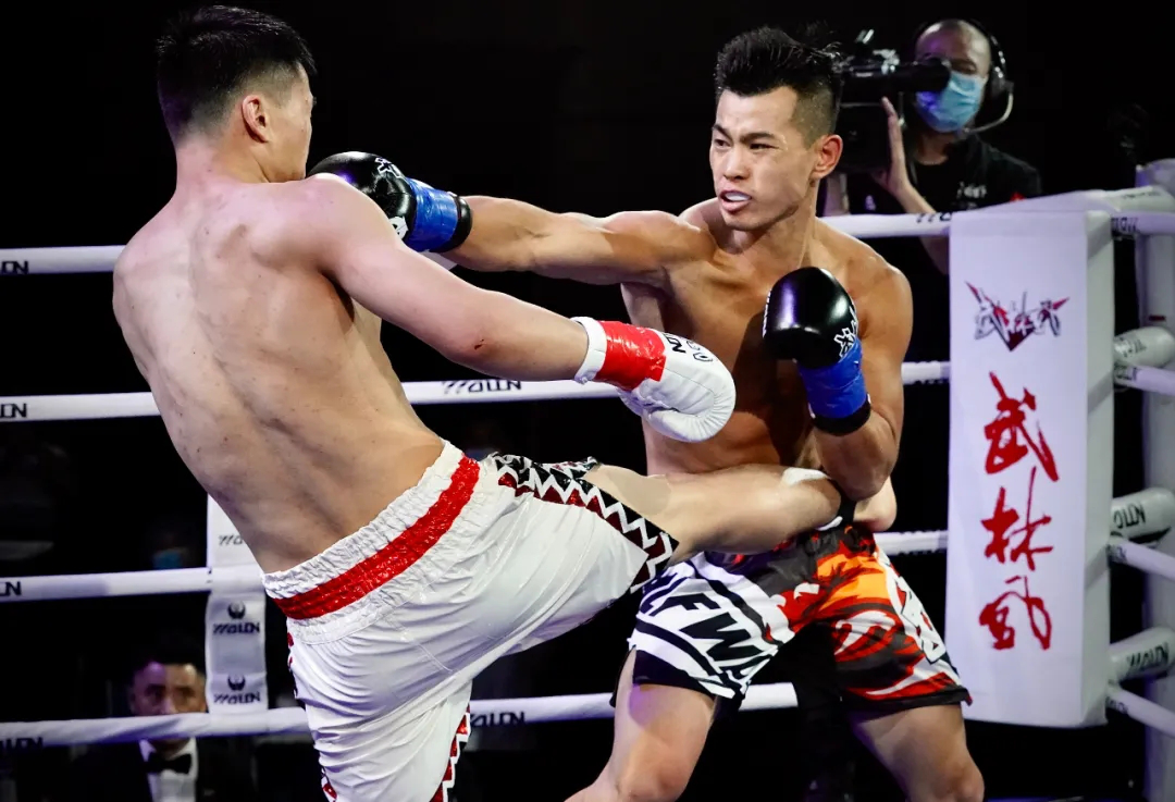 横扫昆仑决,武林风台柱子,他是中国新一代内战天王