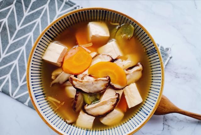 减重期,这碗"刮油汤"要吃,宝妈亲试,5天瘦3斤,减重不反弹