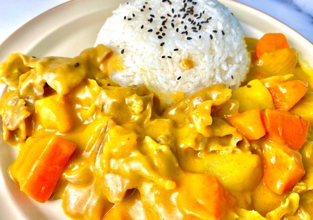 奶香咖喱肥牛饭全家都抢着吃
