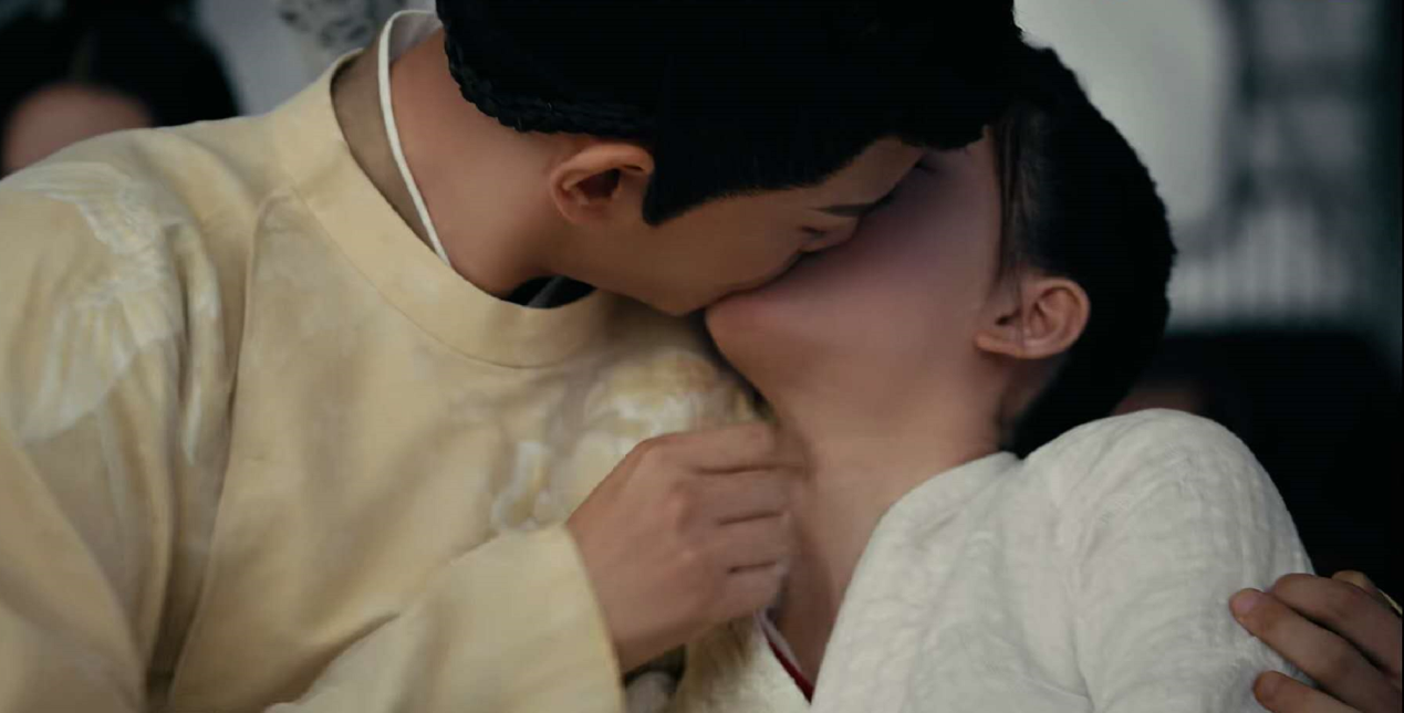 花式拥抱,花式吻戏,《传闻中的陈芊芊》超甜片段,一个比一个甜