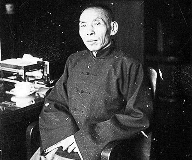 百般欺压,一位不速之客却替他报了仇|杜月笙|吴绍澍|三合会_新浪新闻