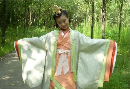 美人心计小张嫣被林心如认干女儿因学习退圈如今怎样