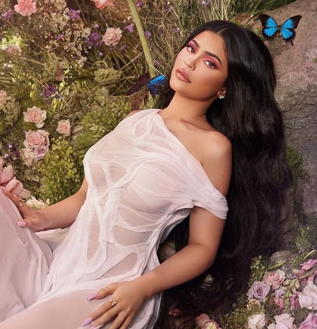 詹姆斯儿子布朗尼自曝择偶标准也喜欢卡戴珊家族风格的