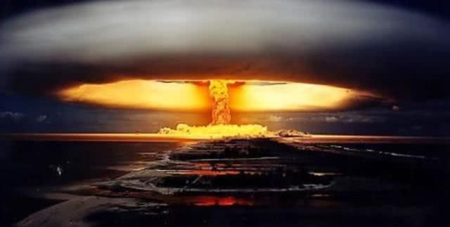 《gta5》史上最贵镜头见过吗?线上帮派10连发天基炮连射!