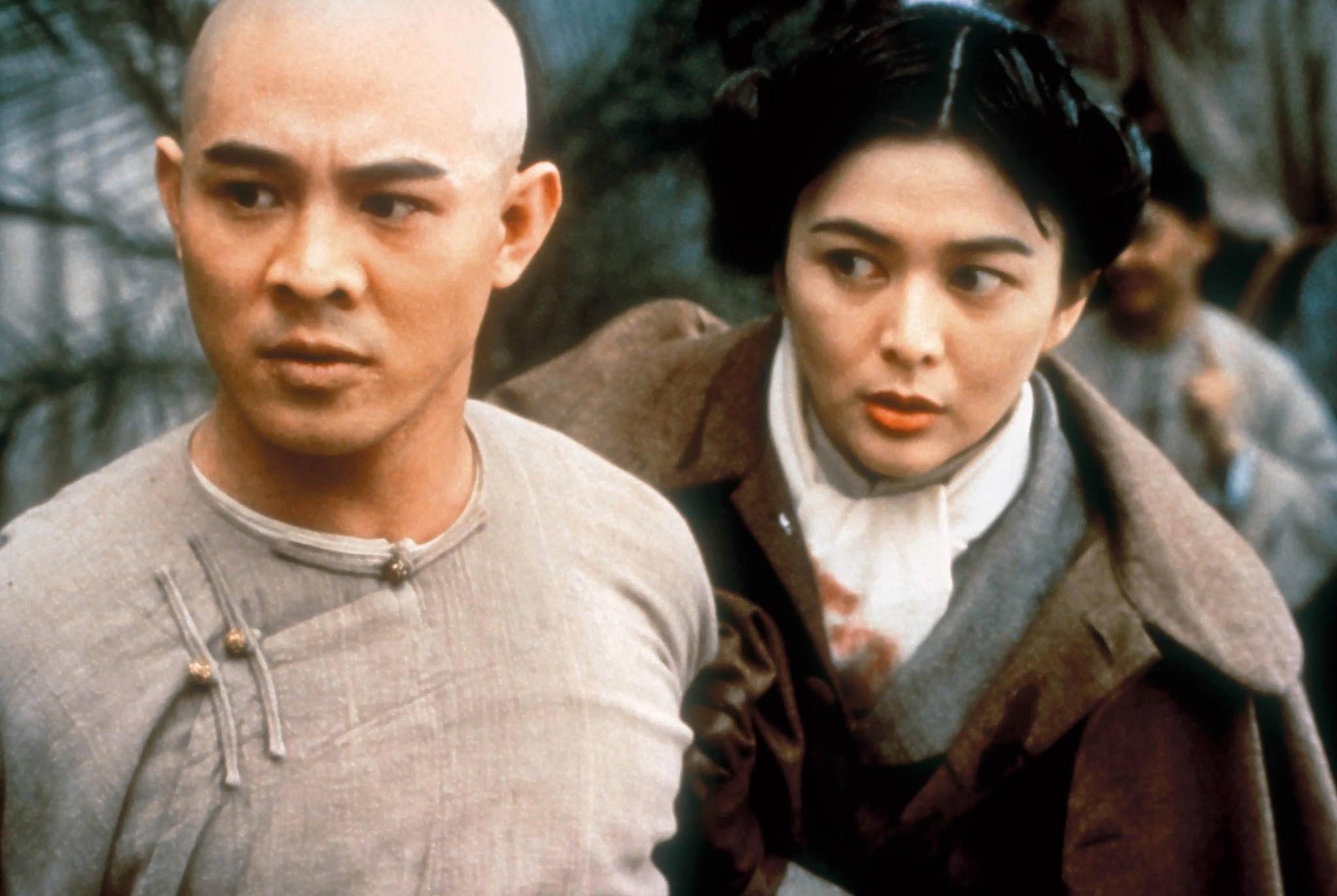 19岁嫁54岁丈夫,当众扇黄飞鸿耳光,真实的十三姨比电视上更传奇|黄飞鸿|莫桂兰|十三姨_新浪新闻