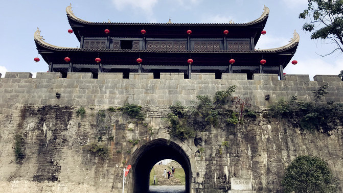 贵州省福泉市主要的两座火车站一览