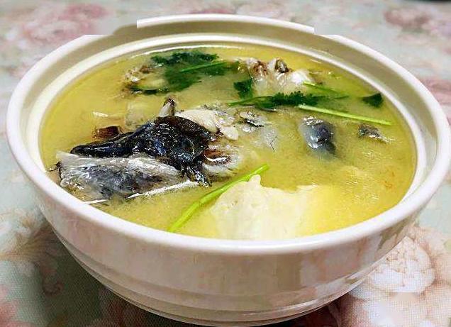 红烧鳗鱼,肉质鲜美,下饭美味,豆腐鱼头汤,鲜香营养