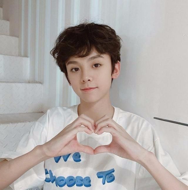 tf三代团人气高选手照曝光时代峰峻干啥啥不行挑艺人第一名