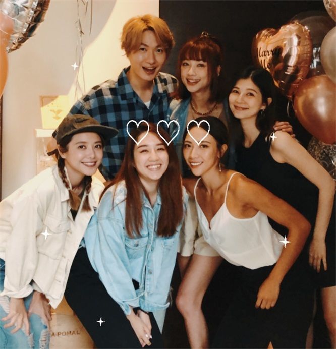 黄少谷求婚成功晒甜蜜合影,配文:一起走到老,永远不分开