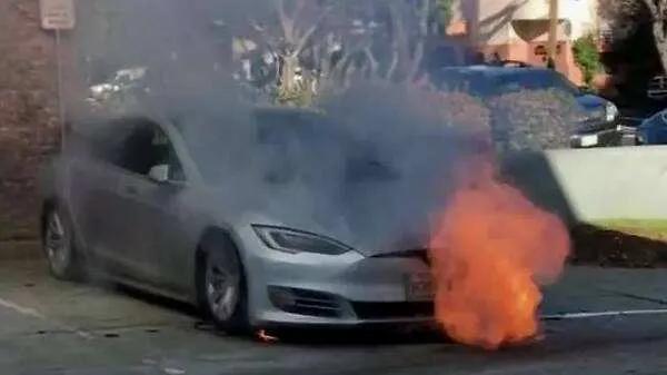 高手之间的较量：当特斯拉Model 3遭遇比亚迪汉EV