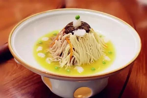 八大菜系之苏菜,别看苏菜出道晚,但是起点高,时运好!