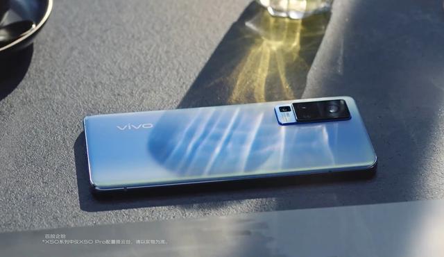 vivo x50系列真机现身极限挑战,这个六一要拍出新花样