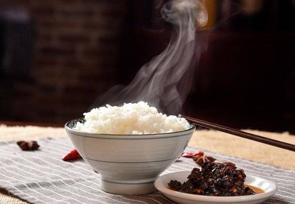 剩菜剩饭保存多久后不能吃?蔬菜、海鲜、肉类各不同|加热|海鲜|亚硝酸盐_新浪新闻