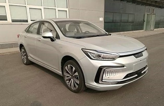 对手锁定秦Pro EV，BEIJING EU7申报图曝光，将推长续航版车型