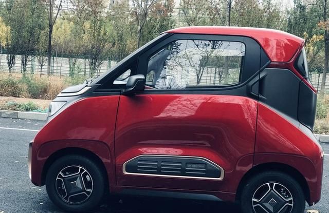 宝骏版smart一位可停两车起步4万多已成家用代步首选